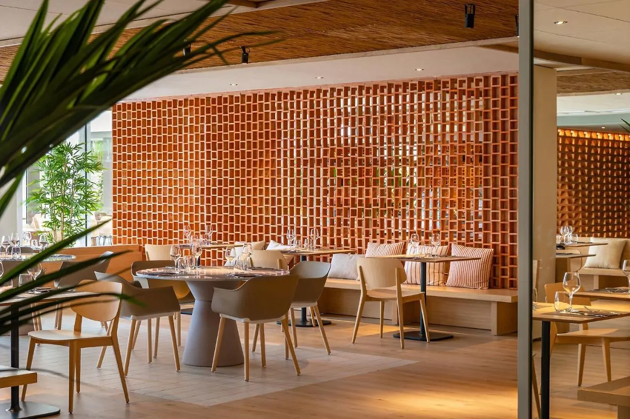 Atzavara Hotel & Spa 산타수산나