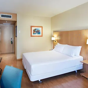 Отель Sercotel Porta Barcelona Сан-Жуст-Десверн