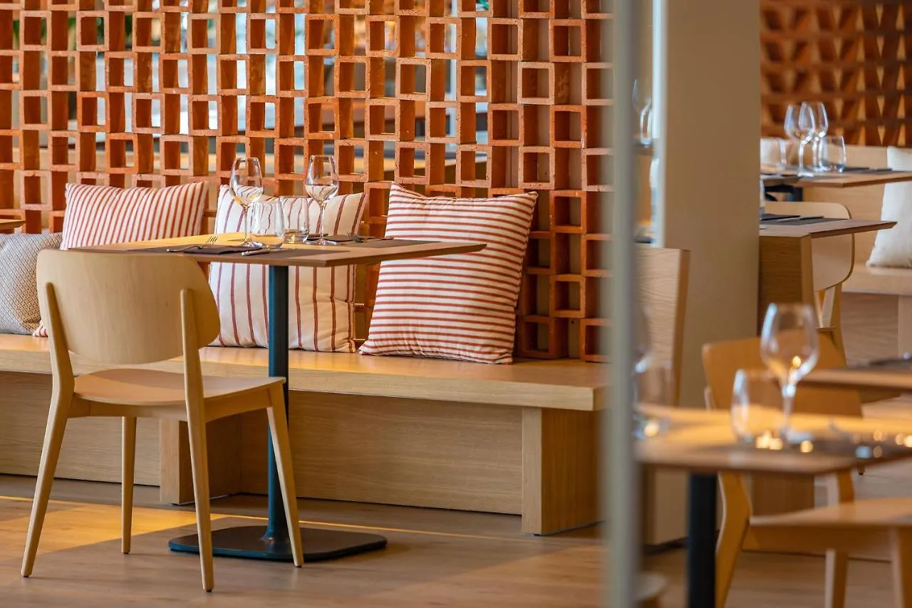 סנטה סוזנה Atzavara Hotel & Spa 5*, סנטה סוזנה ספרד